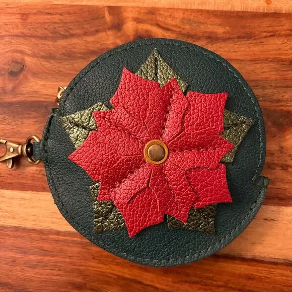 Portland Leather Holiday Pouch POINSETTIA Keychain PLG Gordita NEW FAST SHIP - Picture 1 of 4